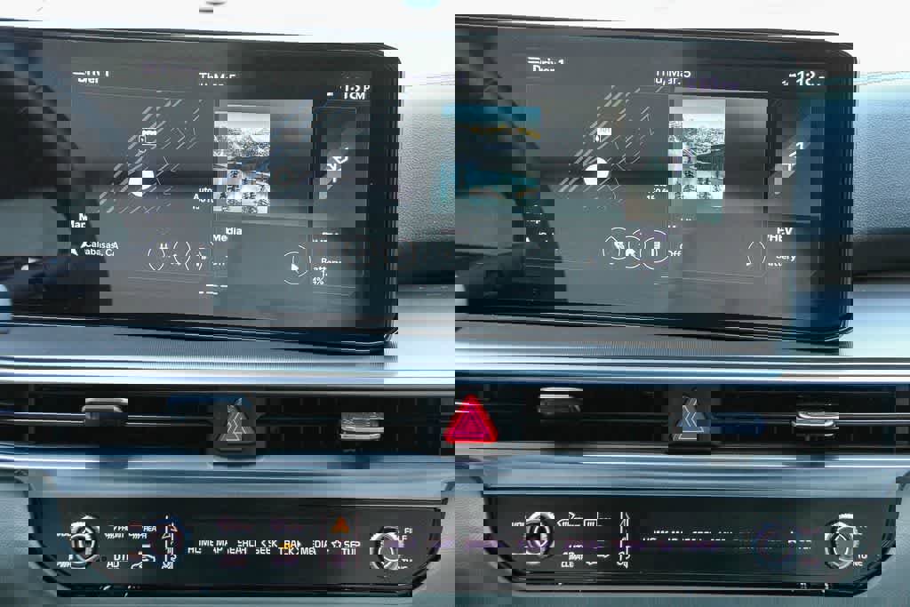 Used 2025 Kia Sorento SX Prestige image 15