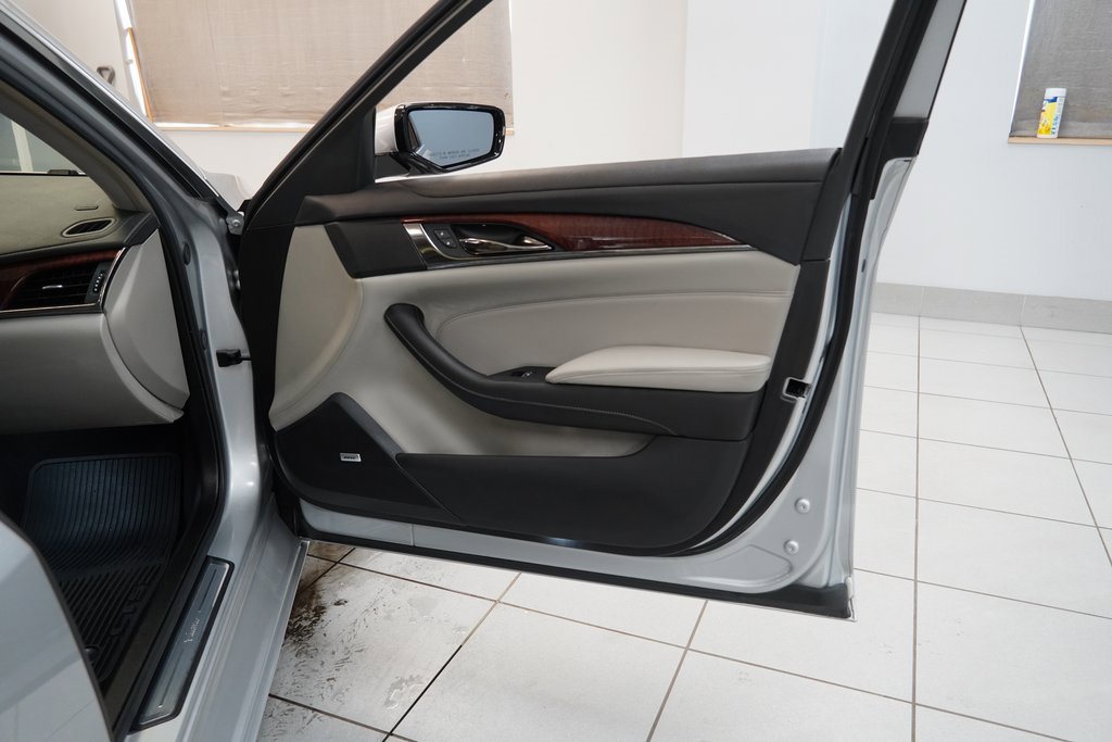 Used 2018 Cadillac CTS AWD Sedan image 27