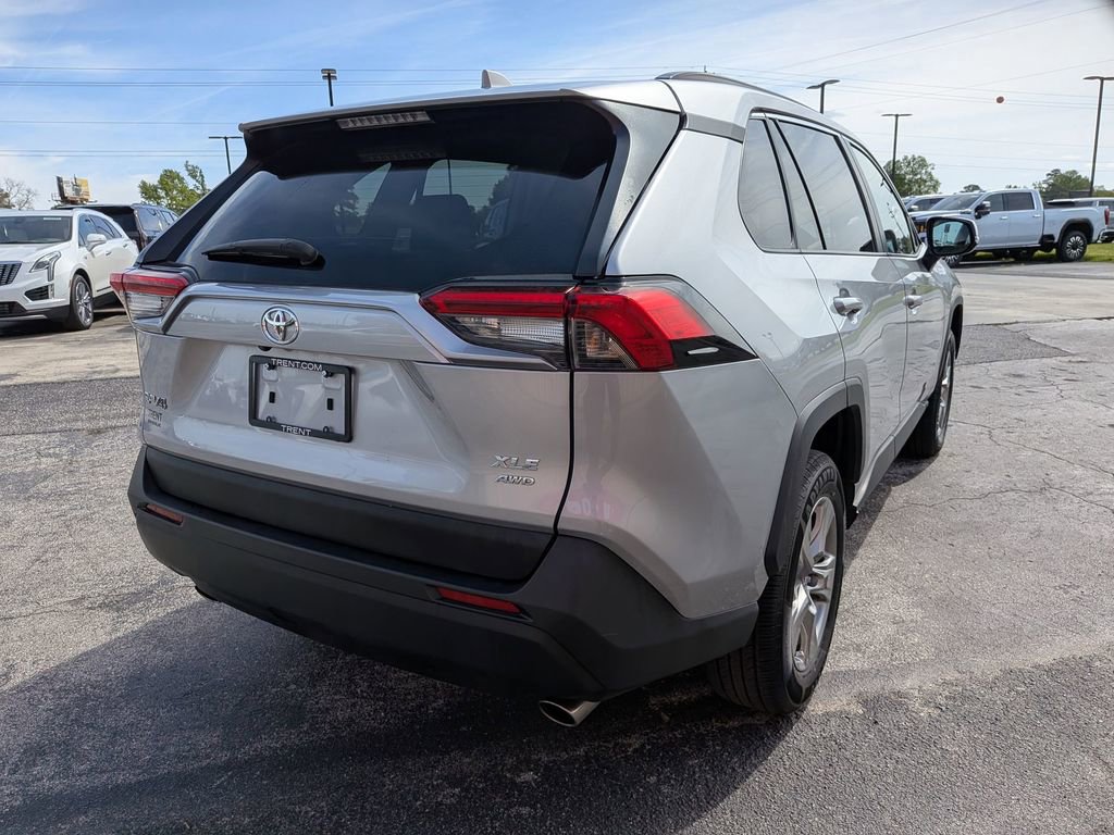 Used 2024 Toyota RAV4 XLE image 5
