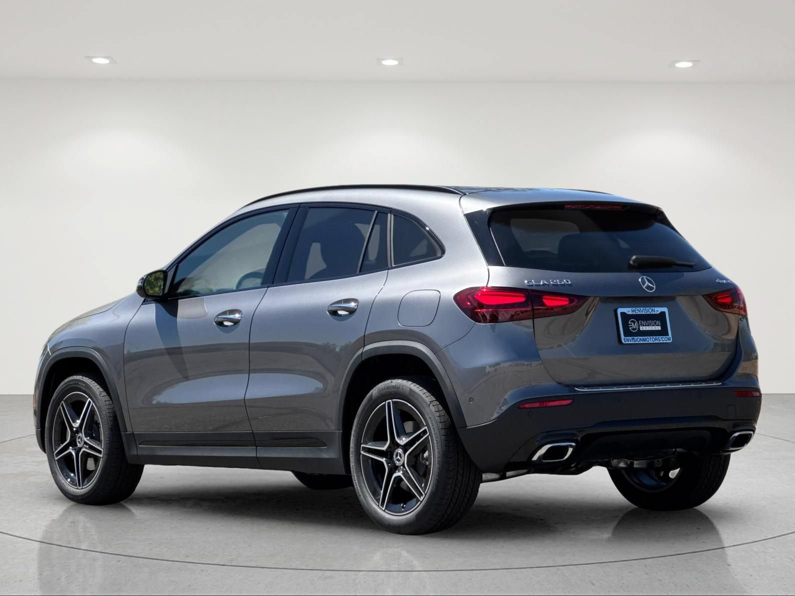 Used 2026 Mercedes-Benz GLA 250 4MATIC image 4