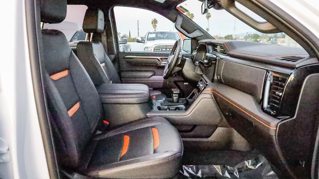 Used 2025 GMC Sierra 1500 AT4 image 16