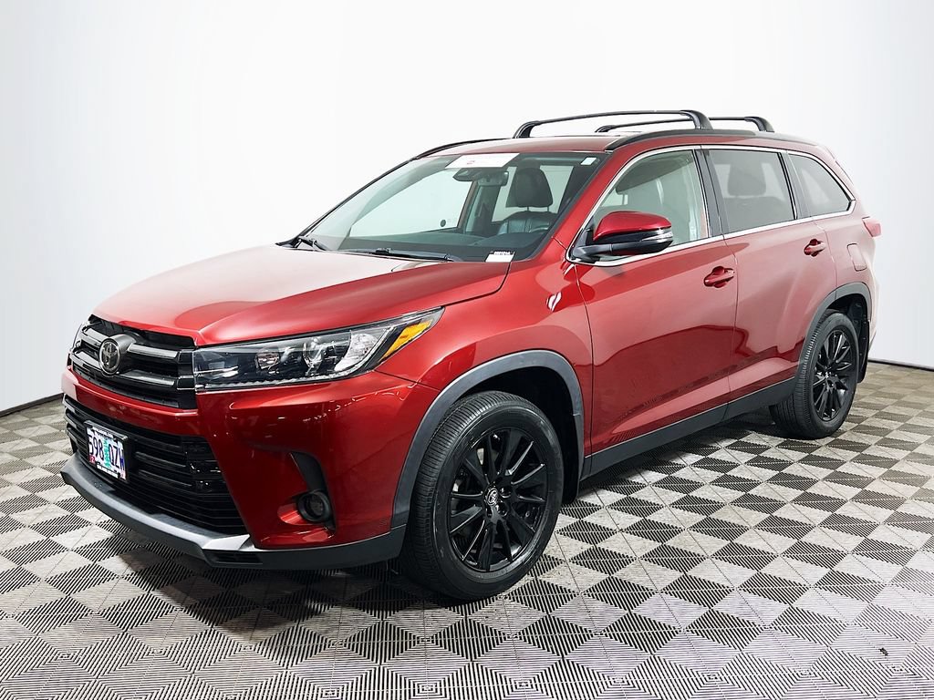 Certified 2019 Toyota Highlander SE AWD/4WD image 3