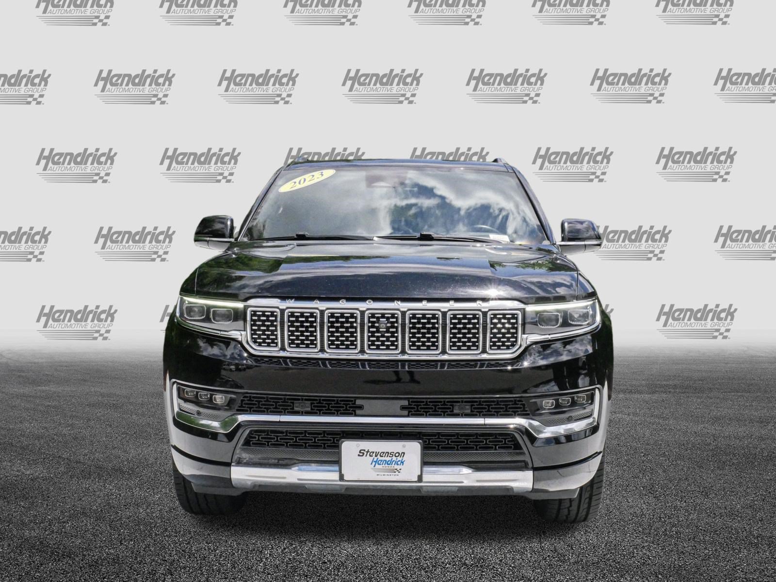 Used 2023 Jeep Grand Wagoneer Series II w/ Flexible Seating Group AWD/4WD image 3