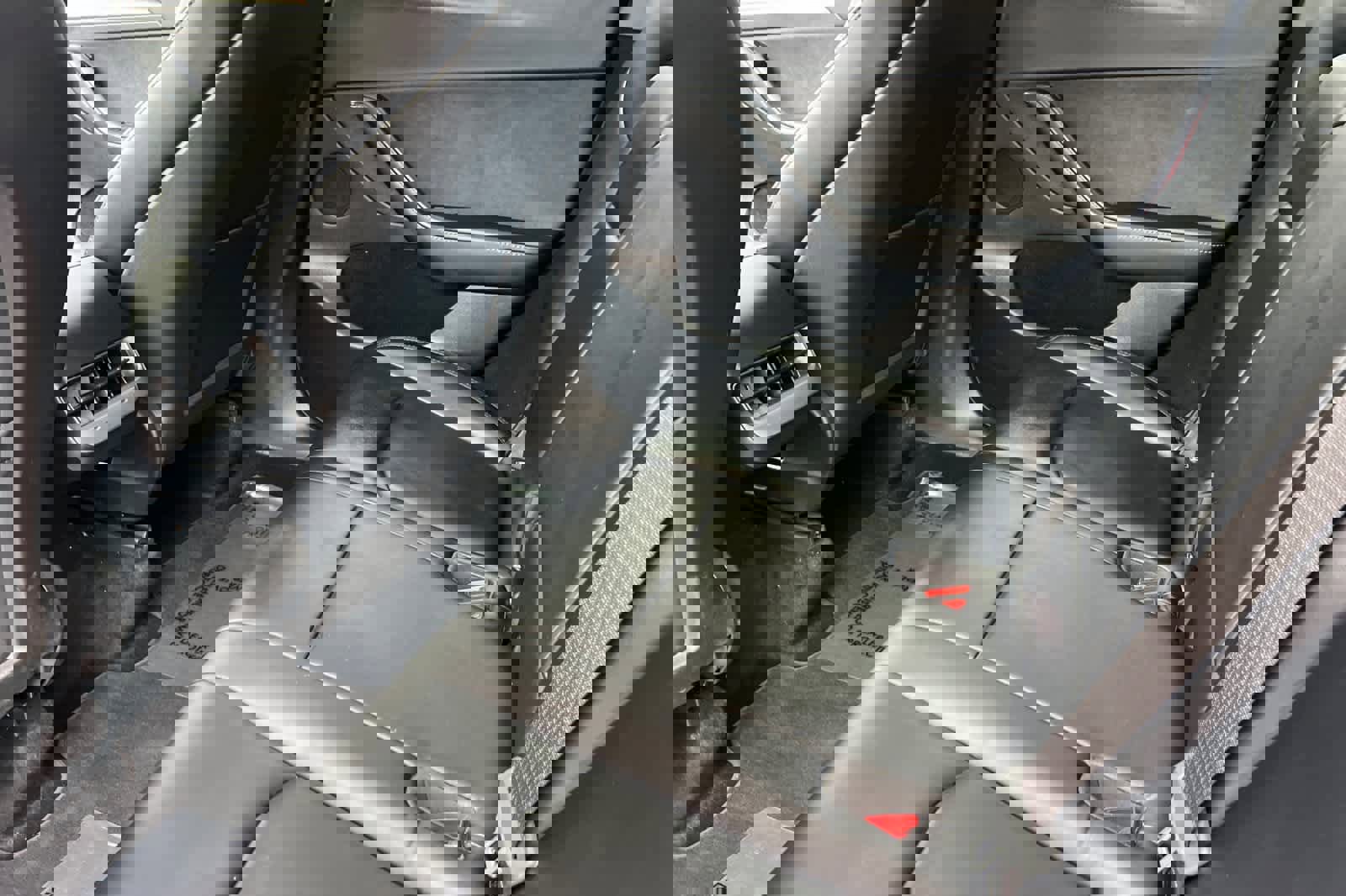 Used 2023 Tesla Model Y Performance image 5