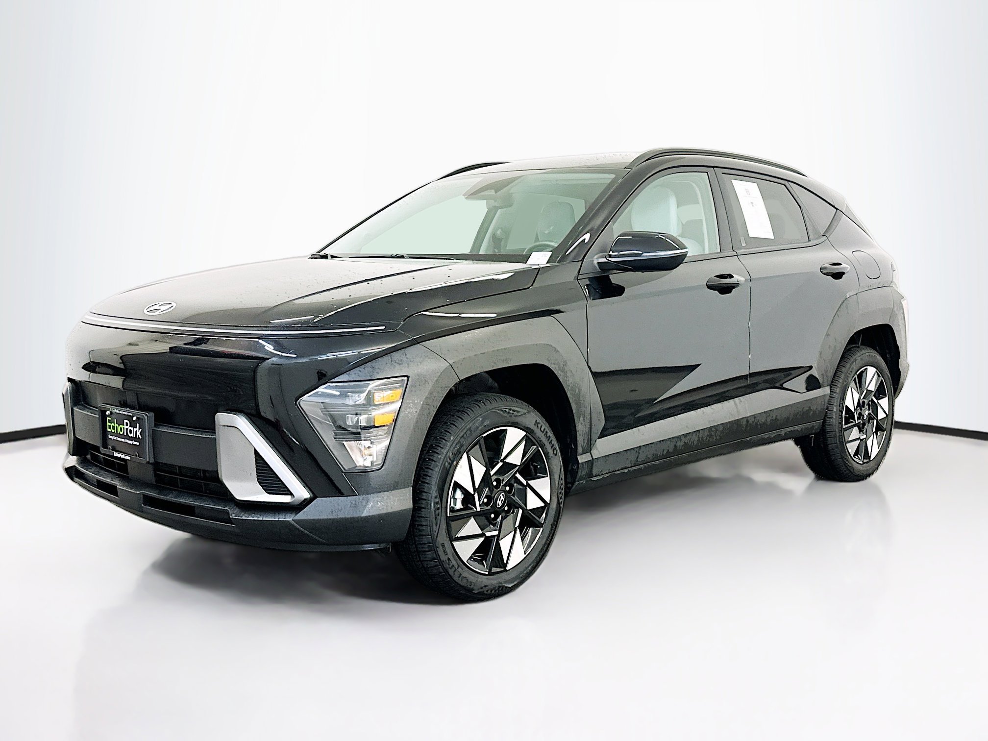 Used 2025 Hyundai Kona SEL image 3