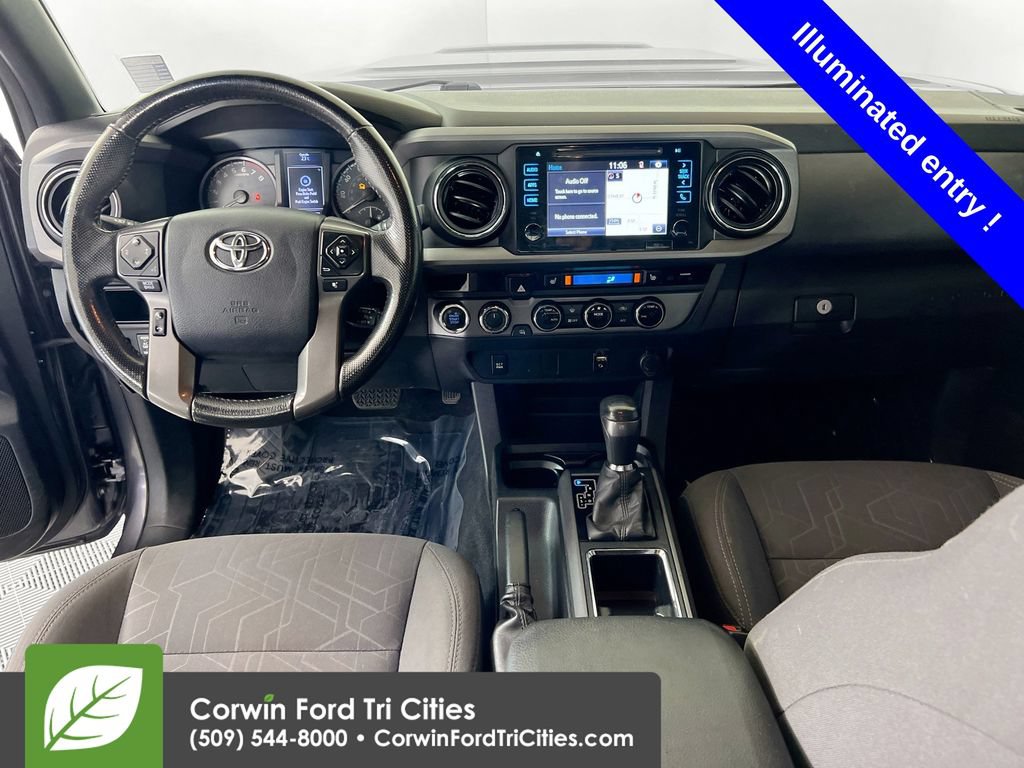Used 2017 Toyota Tacoma TRD Off-Road AWD/4WD image 7
