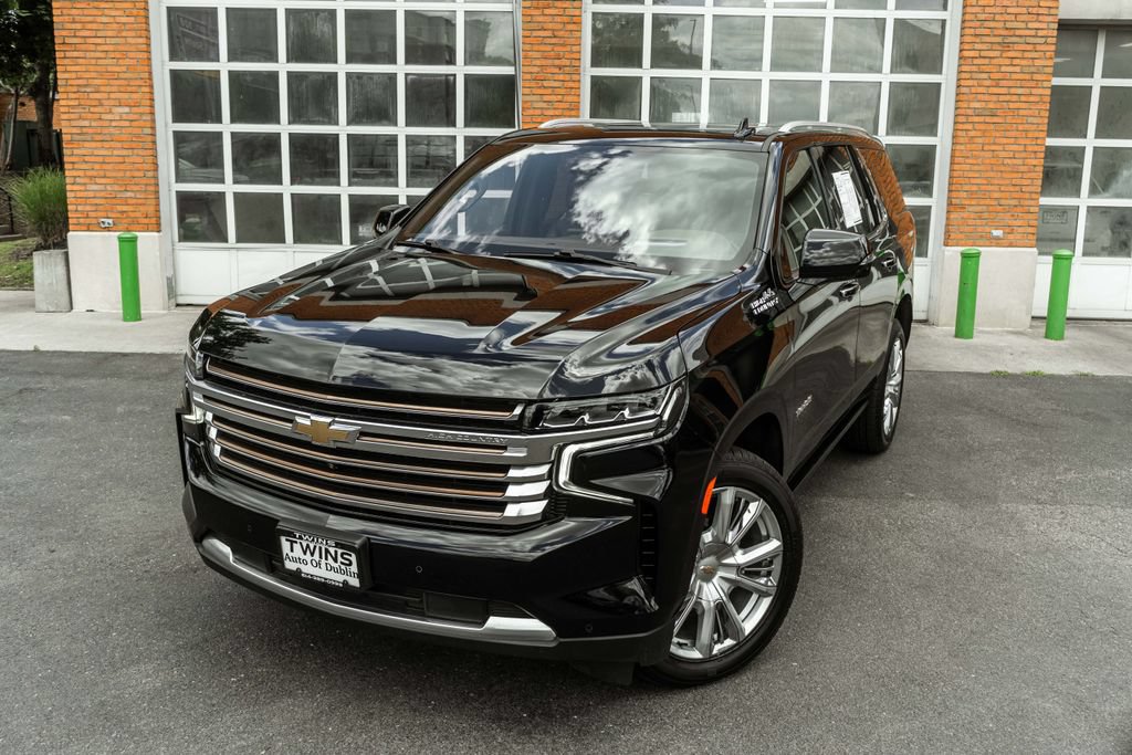Used 2023 Chevrolet Tahoe High Country AWD/4WD image 2