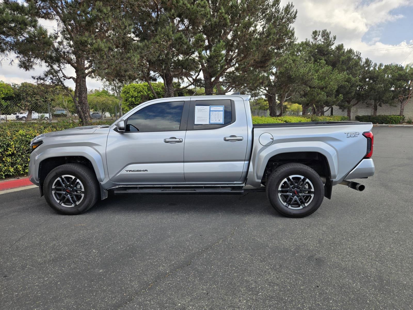 Used 2024 Toyota Tacoma TRD Sport image 7