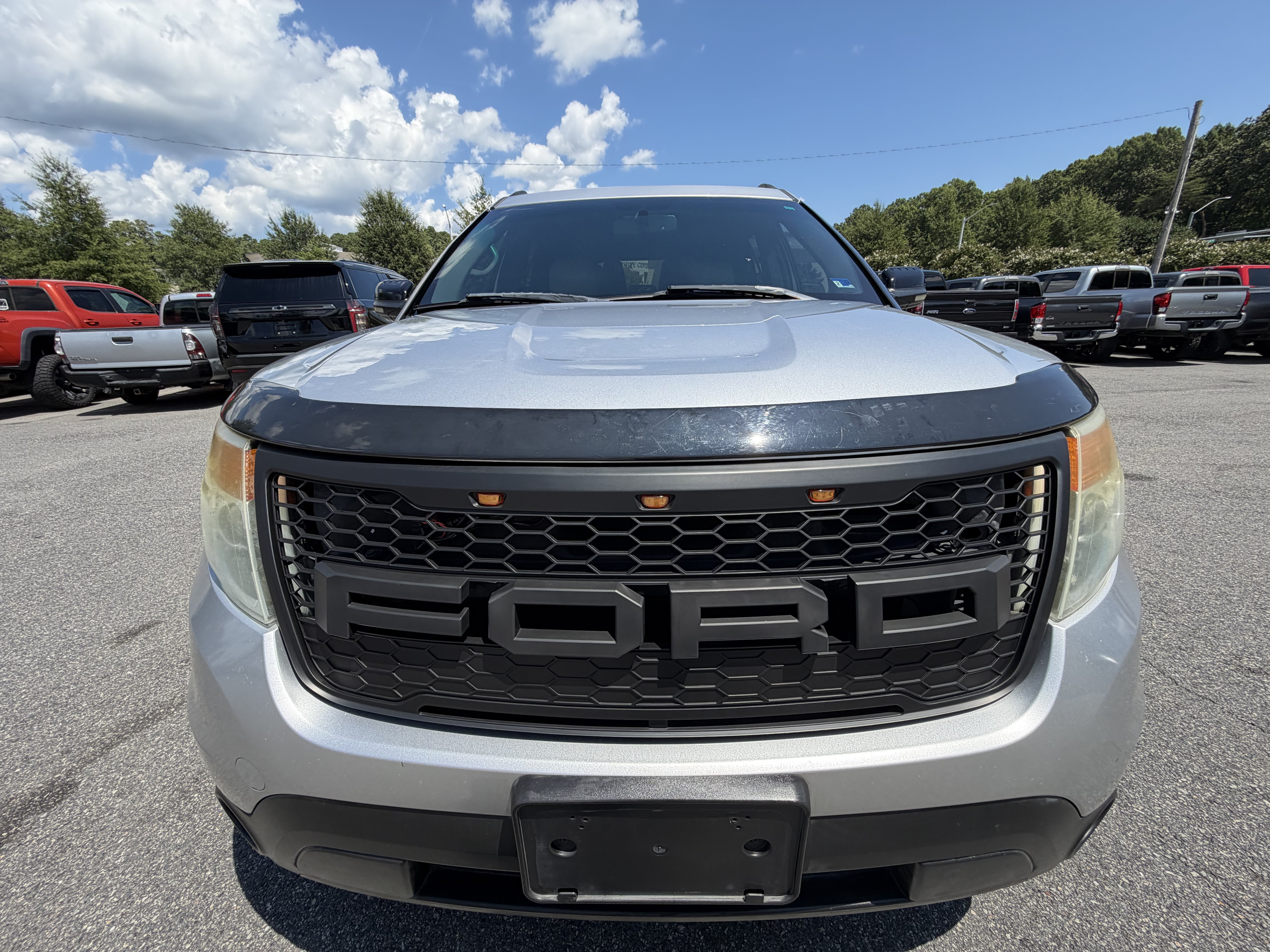 Used 2013 Ford Explorer XLT FWD image 25