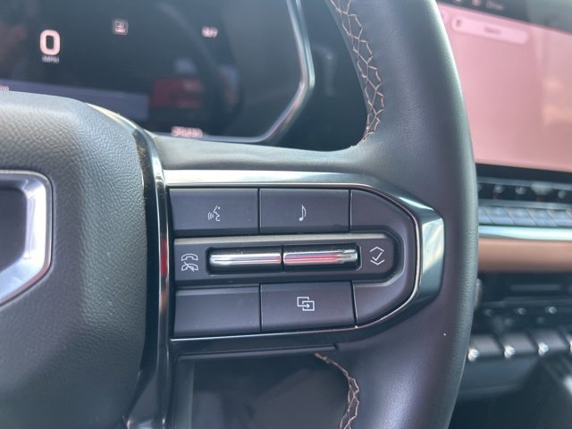 Used 2024 GMC Canyon AT4 w/ Technology Package image 19