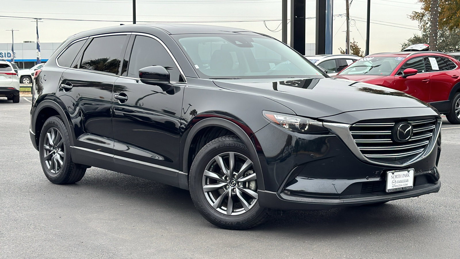 Certified 2022 MAZDA CX-9 Touring w/ Touring Premium Package image 2