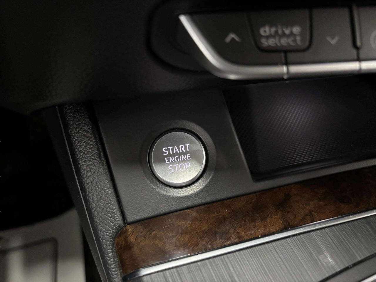 Used 2018 Audi Q5 2.0T Premium Plus w/ Premium Plus Package image 33