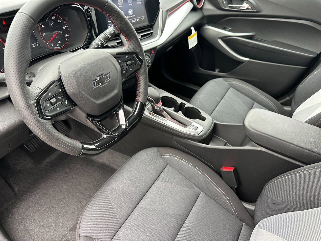 New 2026 Chevrolet Trax RS w/ Driver Confidence Package image 9