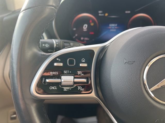 Used 2022 Mercedes-Benz GLC 300 4MATIC image 36