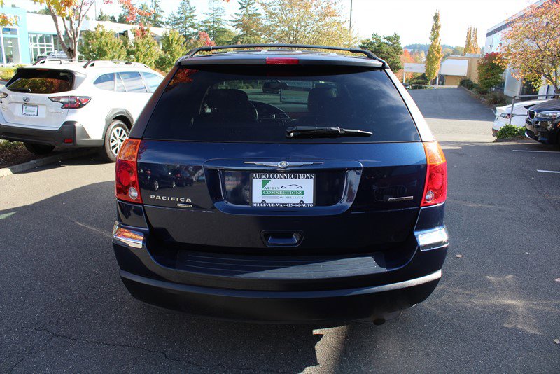 Used 2005 Chrysler Pacifica Touring image 4