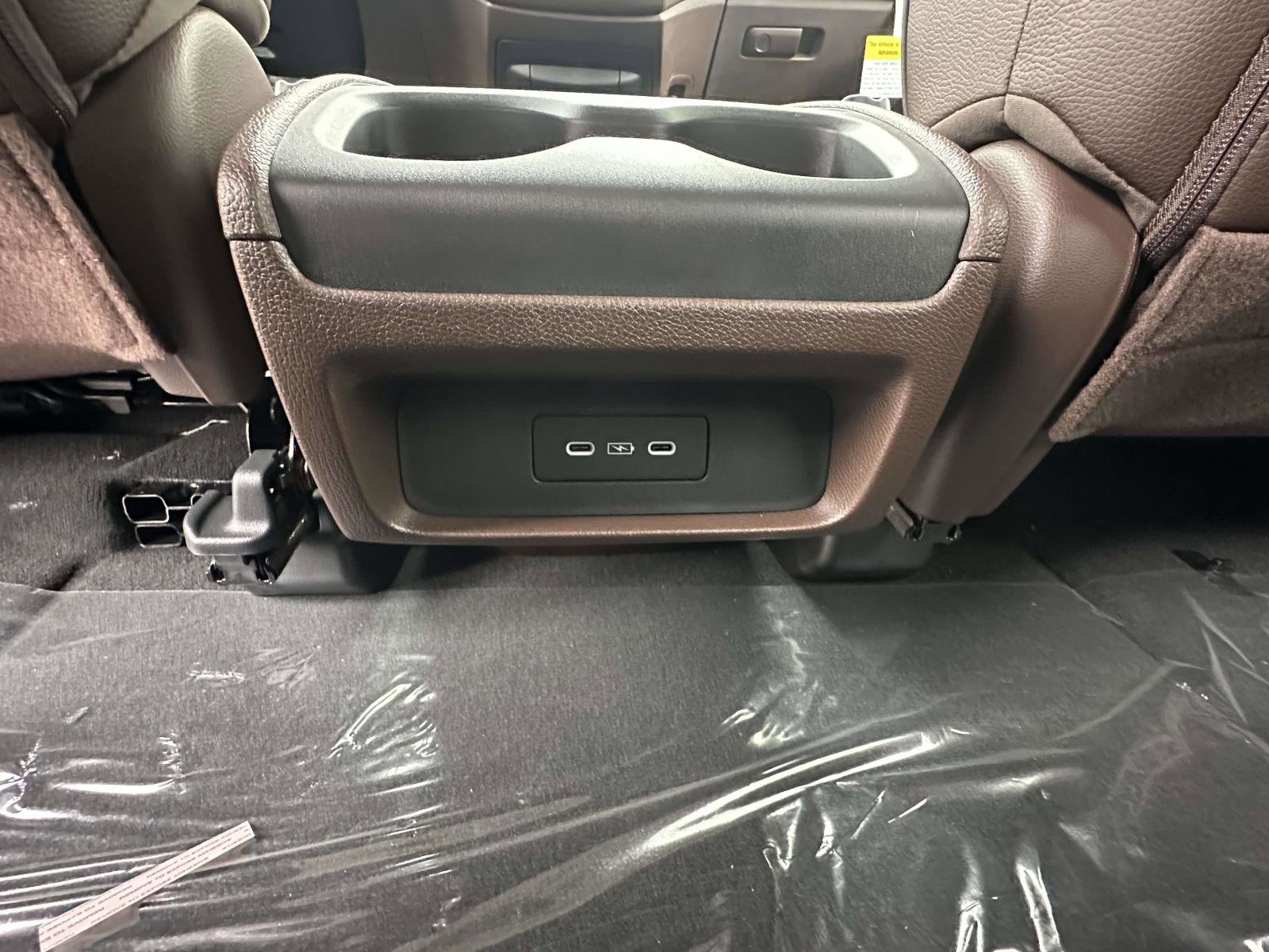 New 2026 Honda Odyssey Touring image 17