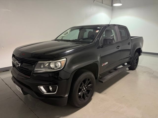 Certified 2017 Chevrolet Colorado Z71 w/ Z71 Midnight Edition AWD/4WD image 3