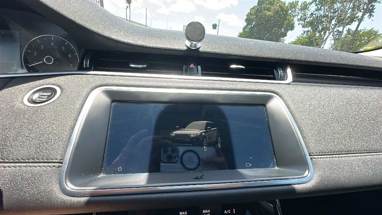 Used 2020 Land Rover Range Rover Evoque S AWD/4WD image 36