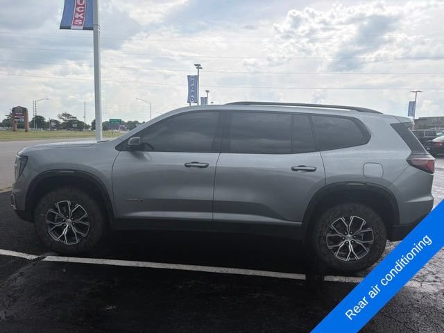 Used 2024 GMC Acadia AT4 w/ Luxury Package AWD/4WD image 8