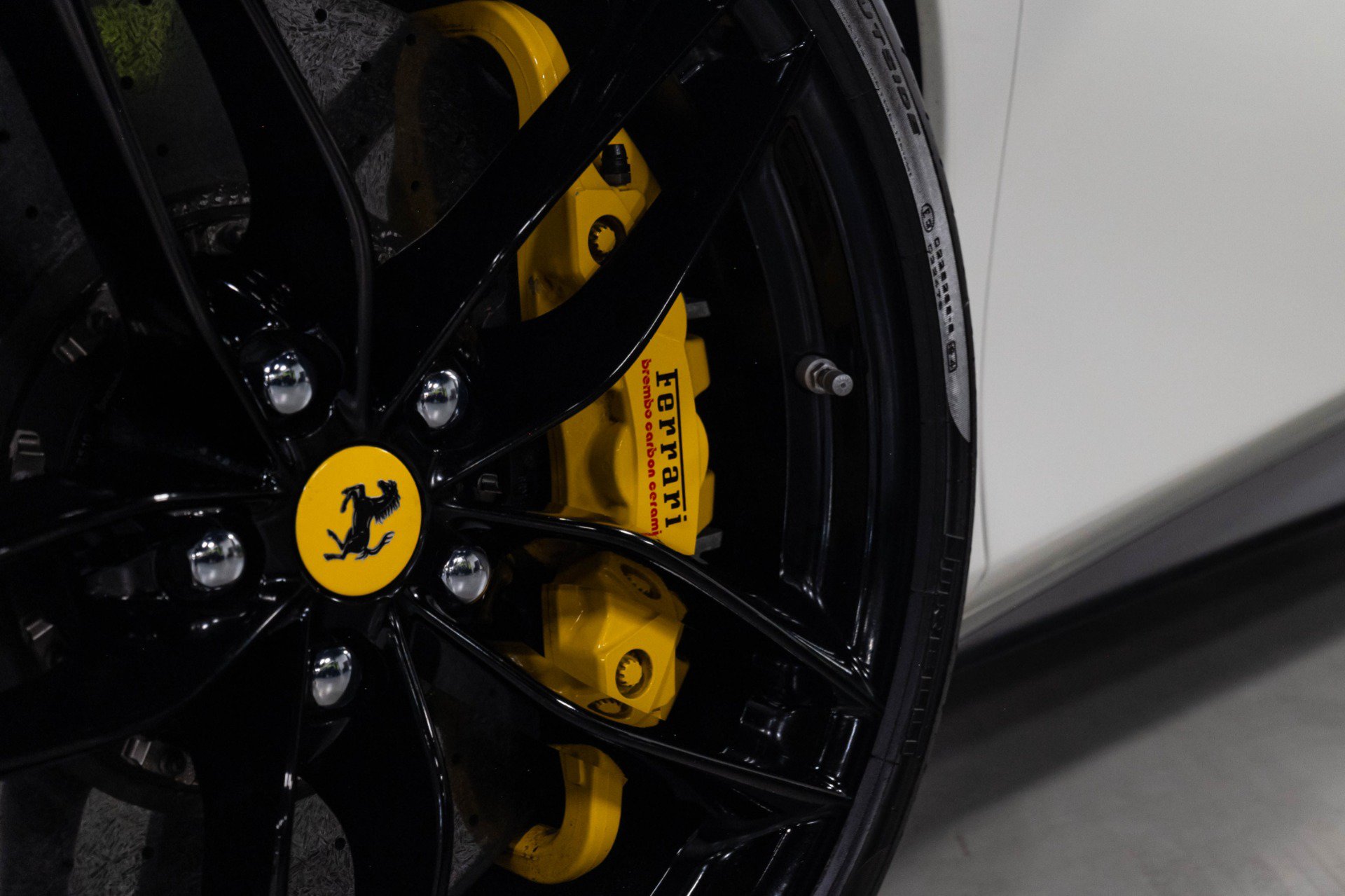 Used 2016 Ferrari 488 Spider RWD image 75