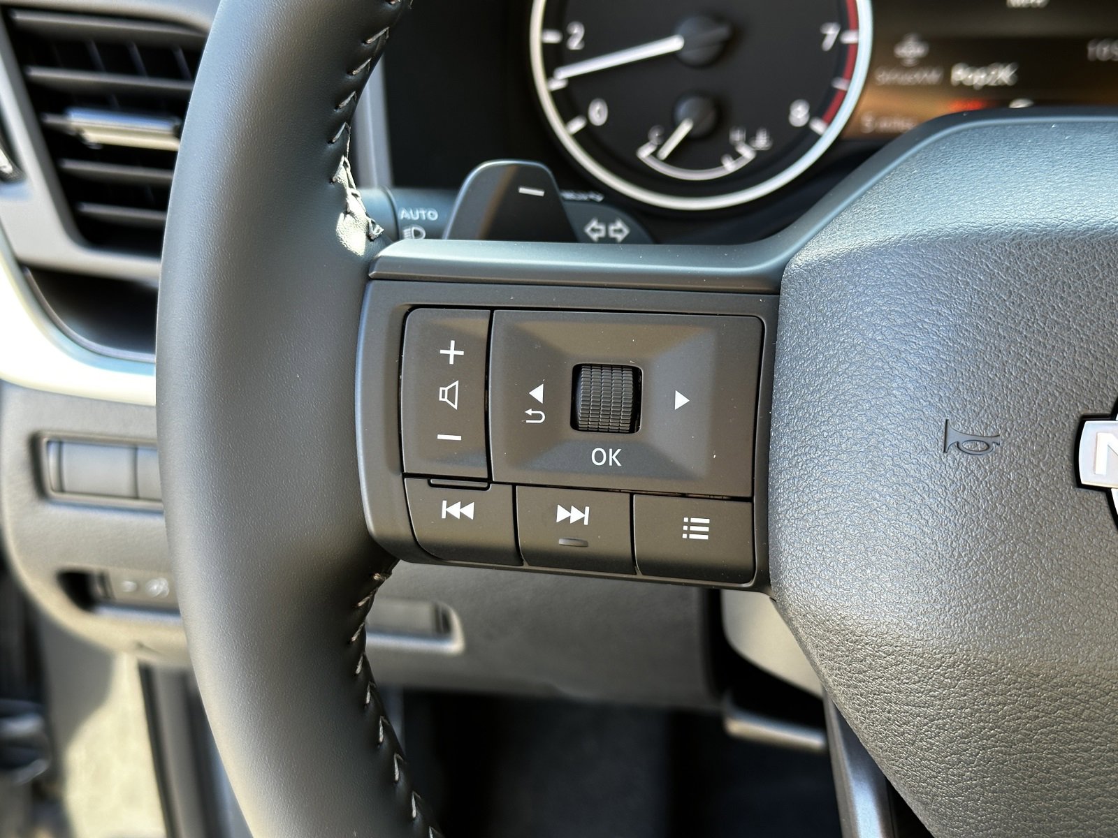 New 2026 Nissan Rogue SV image 26