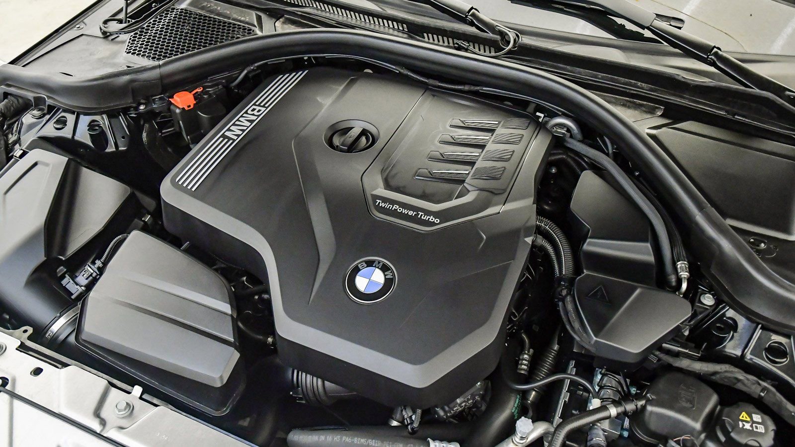 Used 2025 BMW 230i Coupe w/ Convenience Package image 27