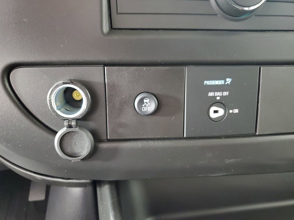 New 2026 Chevrolet Express 3500 Extended w/ Driver Convenience Package image 18