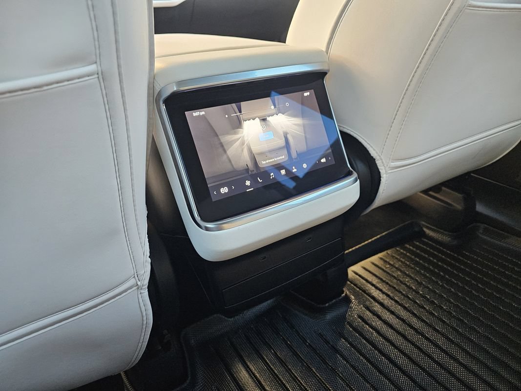 Used 2022 Tesla Model X AWD/4WD image 20
