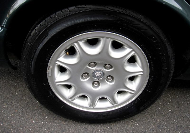 Used 2000 Jaguar XJ8 RWD image 35