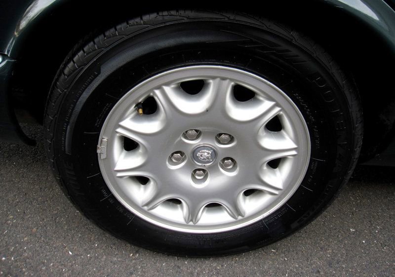 Used 2000 Jaguar XJ8 RWD image 35