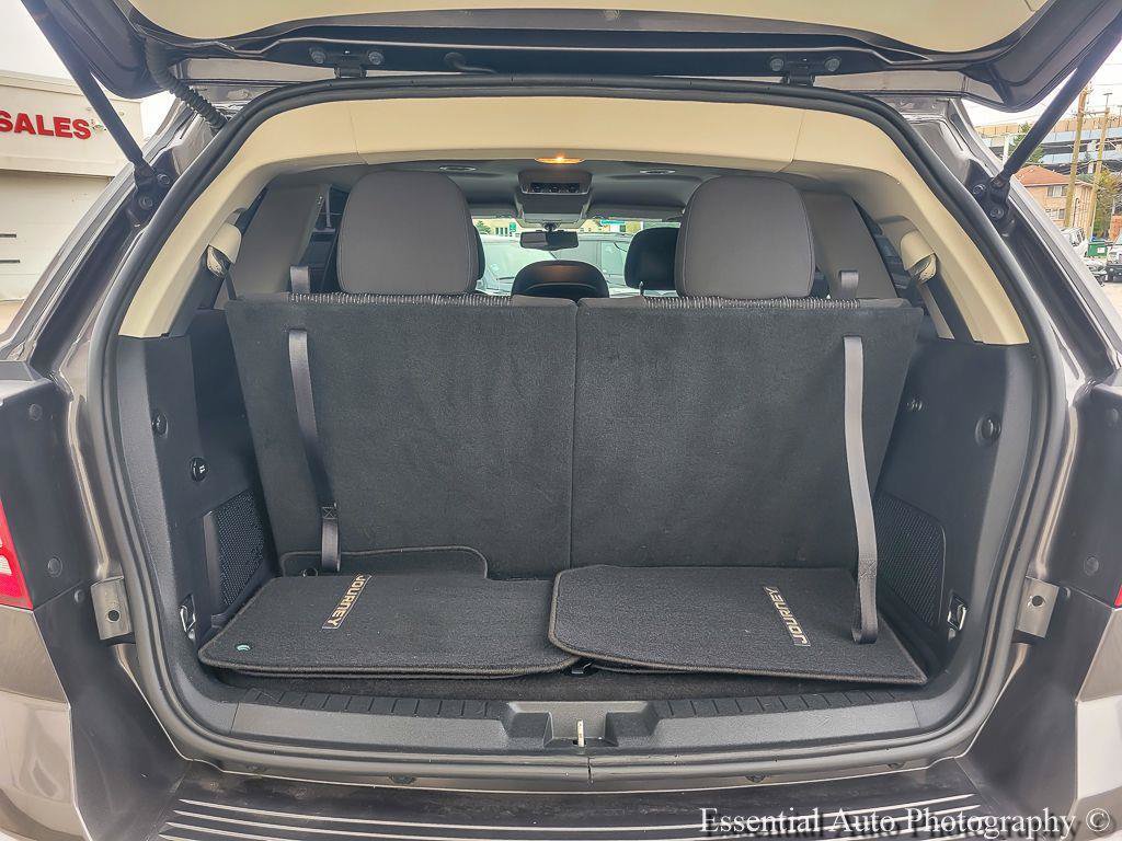 Used 2017 Dodge Journey SE w/ Flexible Seating Group FWD image 26