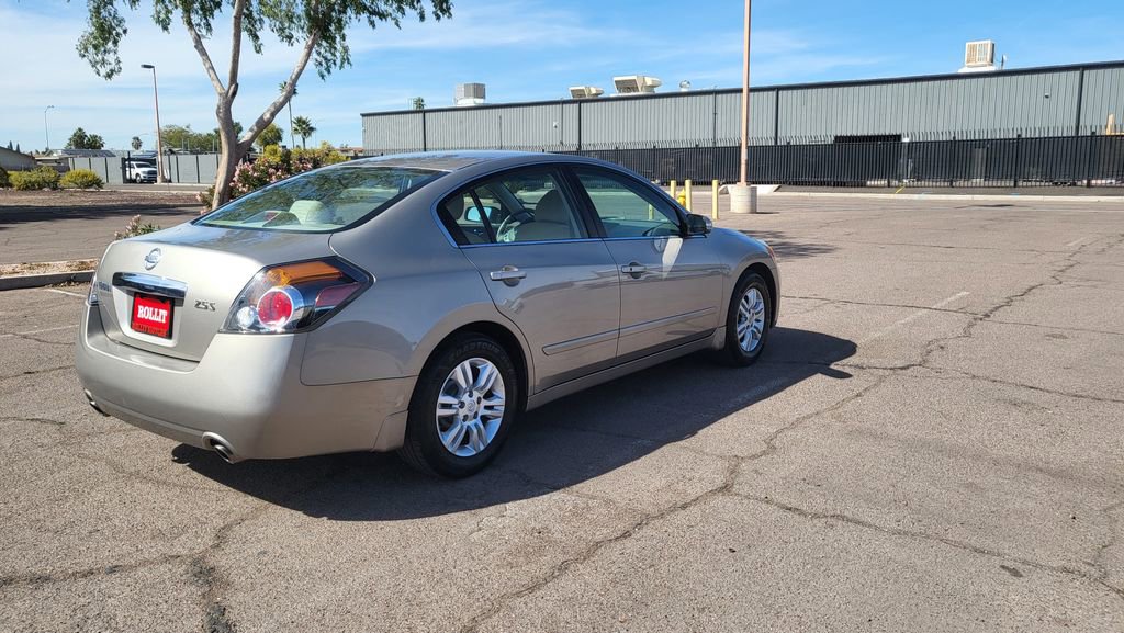Used 2011 Nissan Altima 2.5 S w/ Convenience Pkg image 9