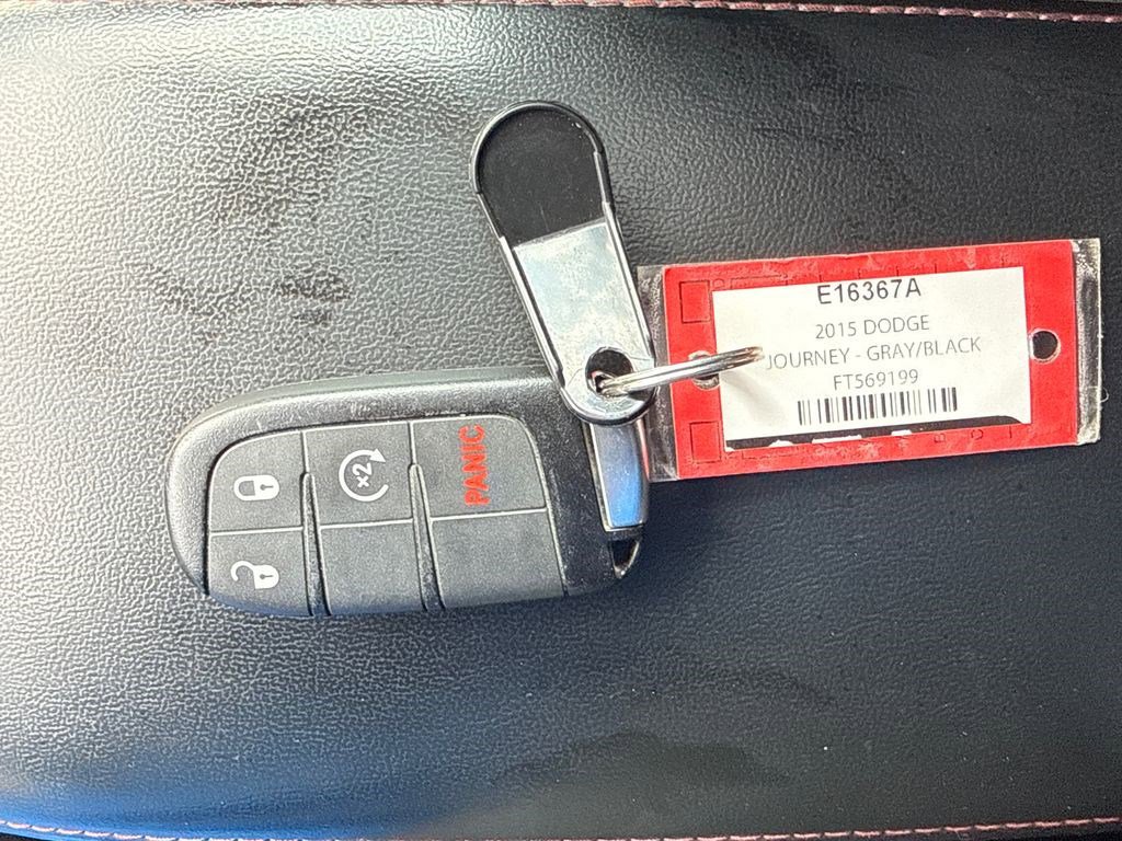 Used 2015 Dodge Journey R/T image 4