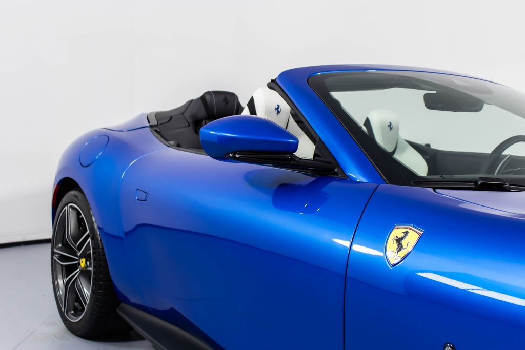 Certified 2025 Ferrari Roma Spider image 14