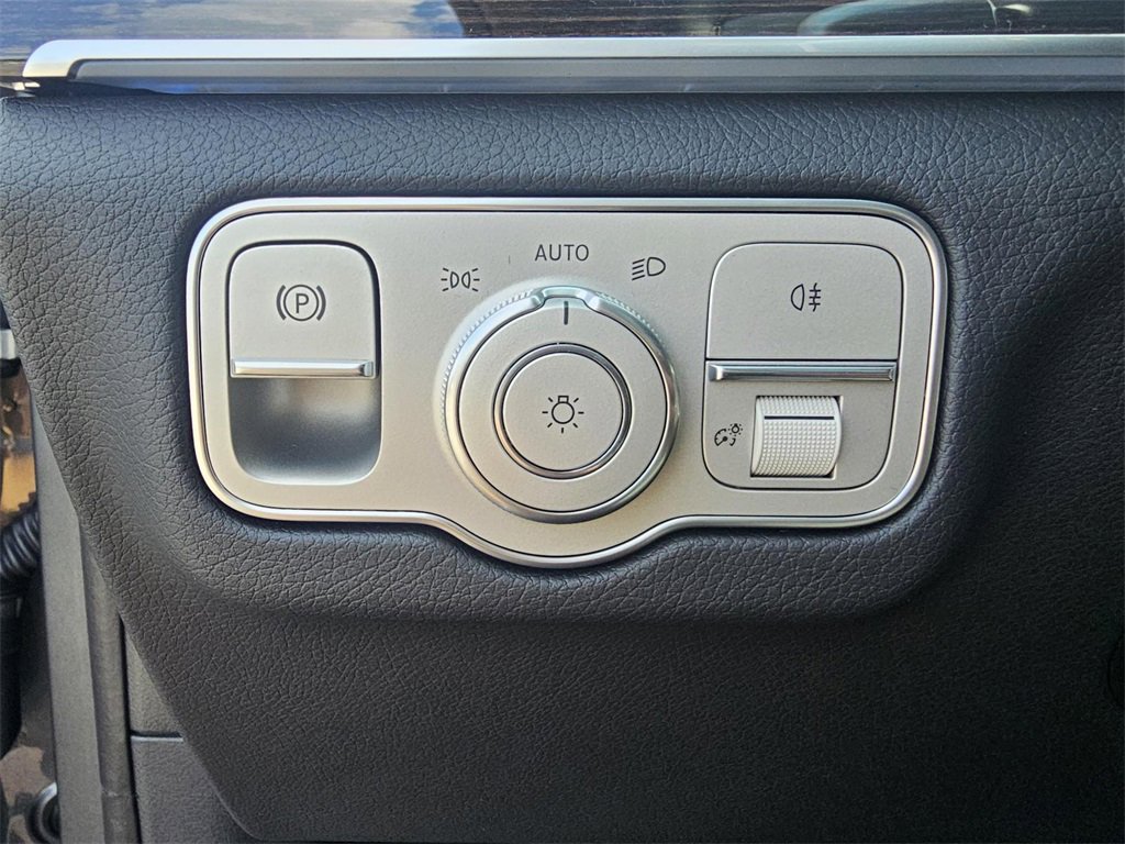 New 2026 Mercedes-Benz GLS 450 4MATIC image 14