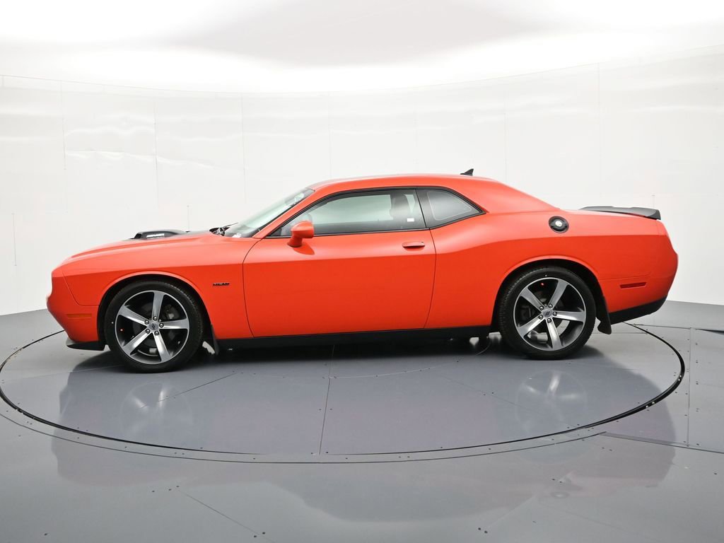 Used 2017 Dodge Challenger R/T Plus image 9