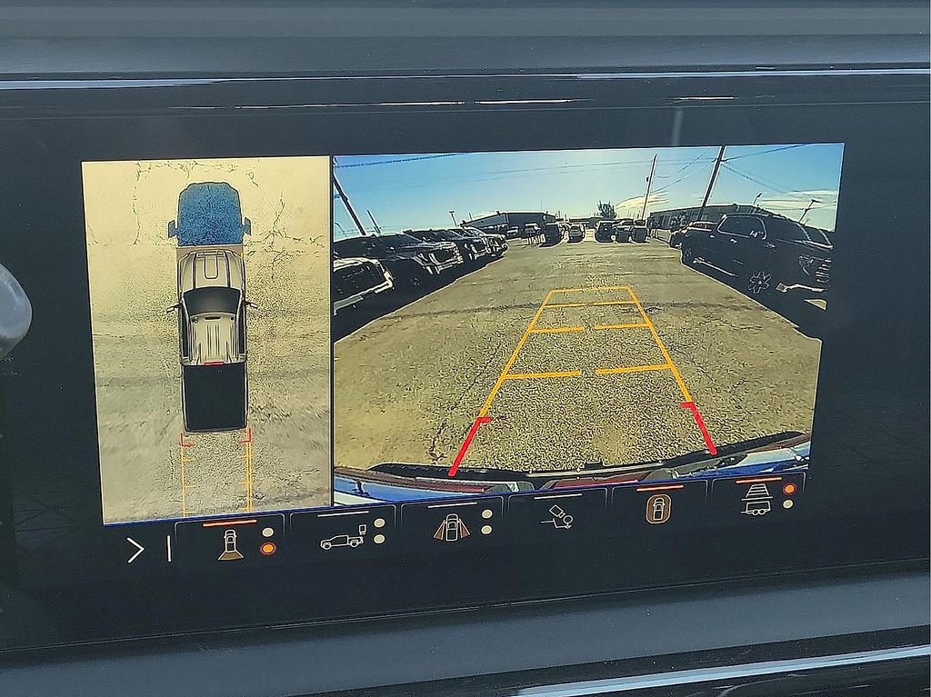 Used 2026 GMC Sierra 2500 AT4X image 18