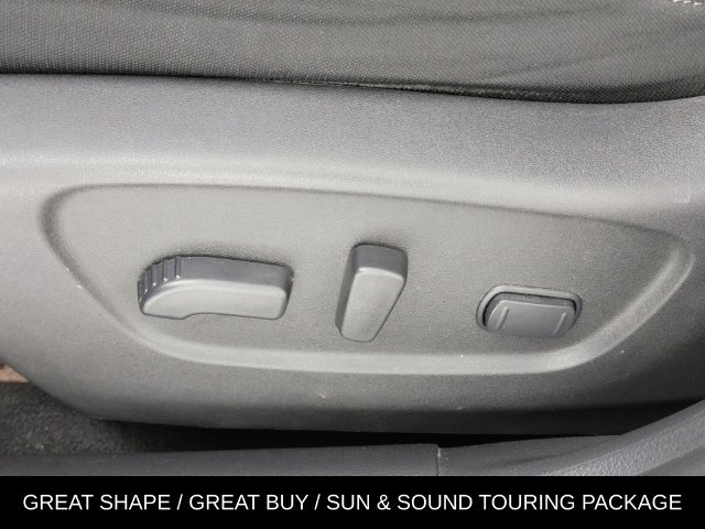 Used 2019 Nissan Rogue SV w/ Sun & Sound Touring Package AWD/4WD image 14