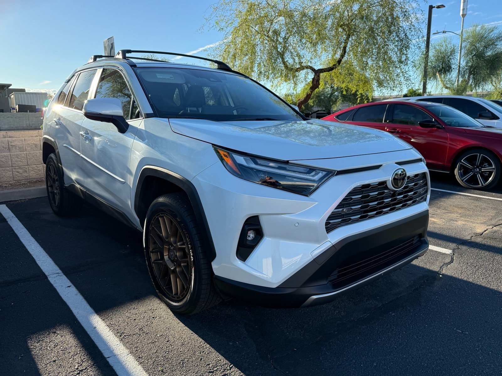 Used 2023 Toyota RAV4 Limited FWD image 5