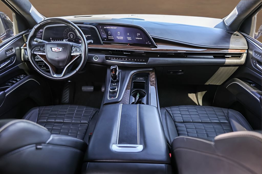 Used 2022 Cadillac Escalade Sport Platinum AWD/4WD image 28