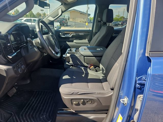 Used 2024 Chevrolet Silverado 1500 LT AWD/4WD image 10