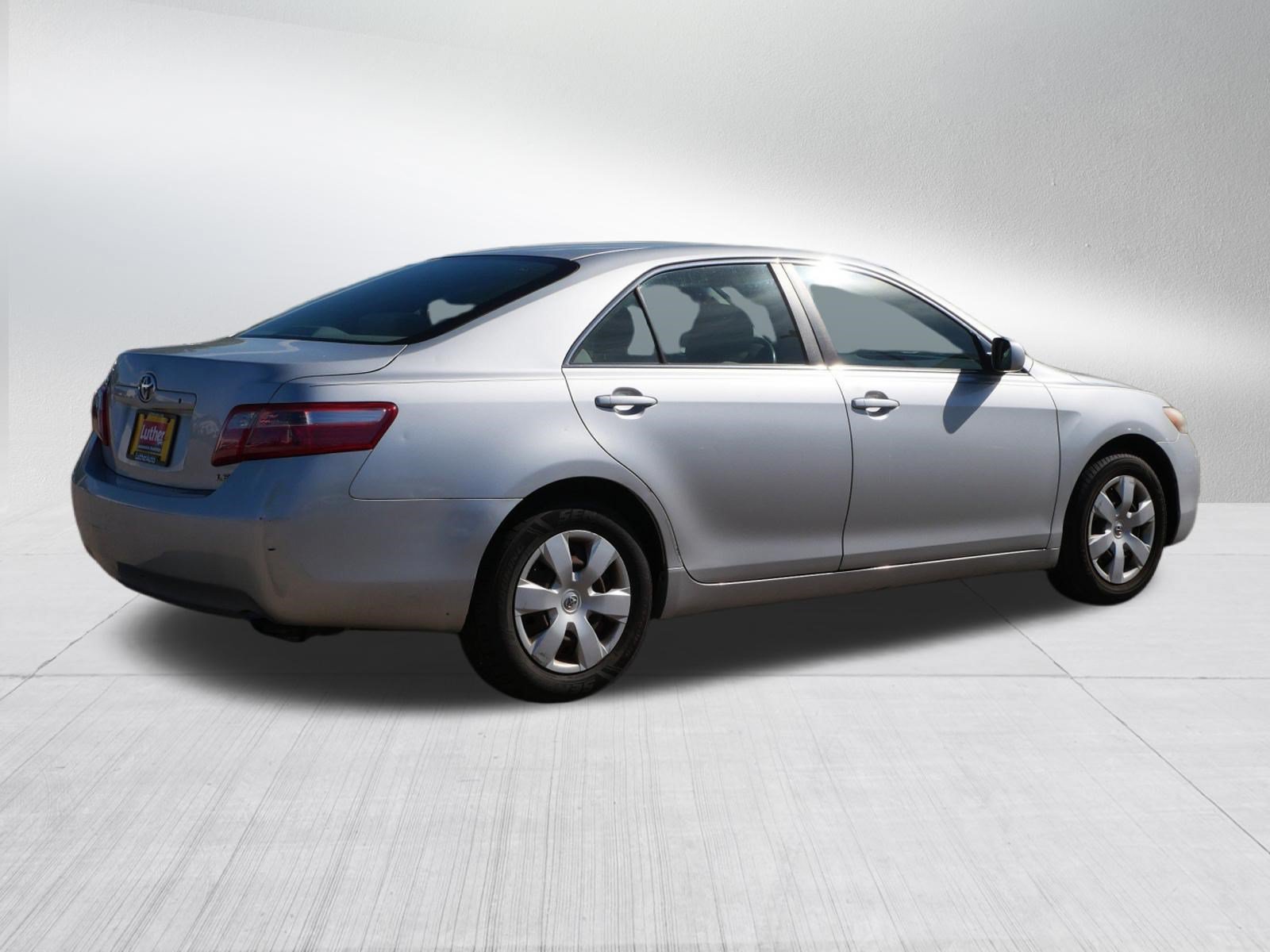 Used 2008 Toyota Camry LE FWD image 7