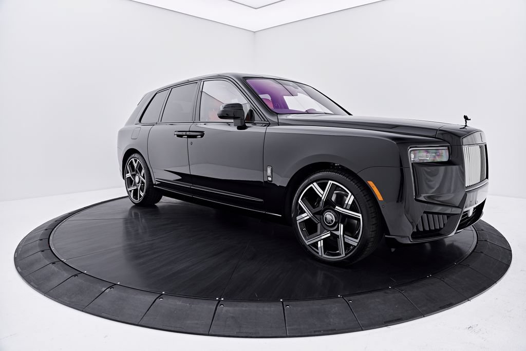 Used 2026 Rolls-Royce Cullinan Black Badge AWD/4WD image 18