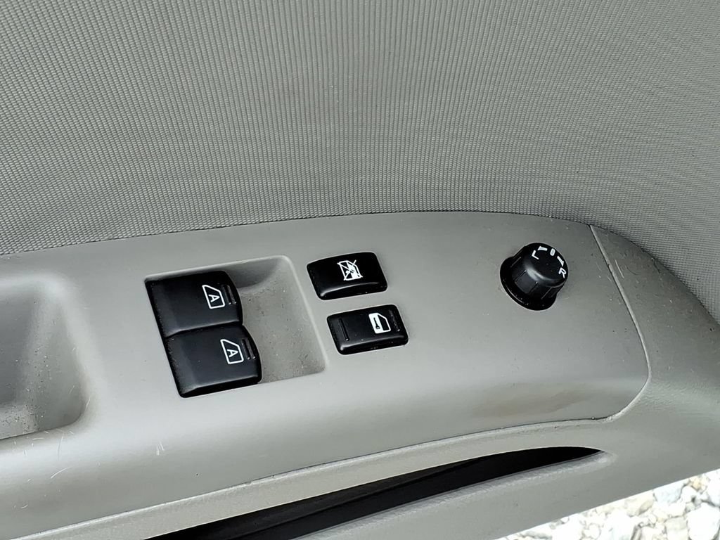Used 2004 Nissan 350Z Touring RWD image 21