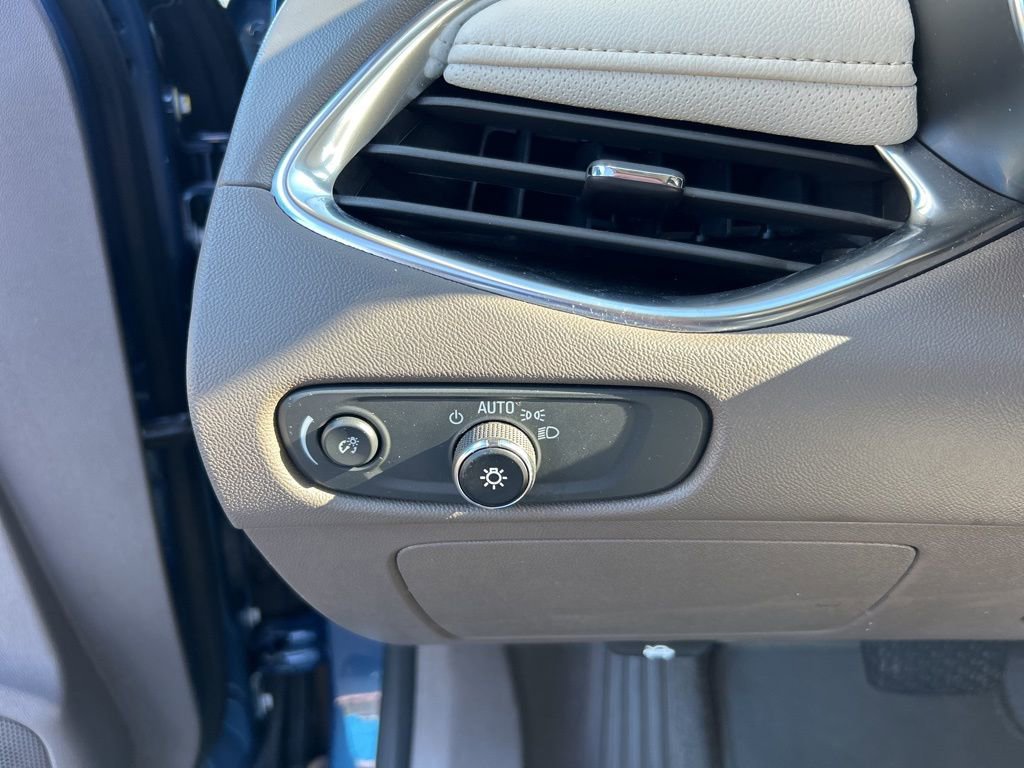 Used 2024 Chevrolet Malibu LT image 20