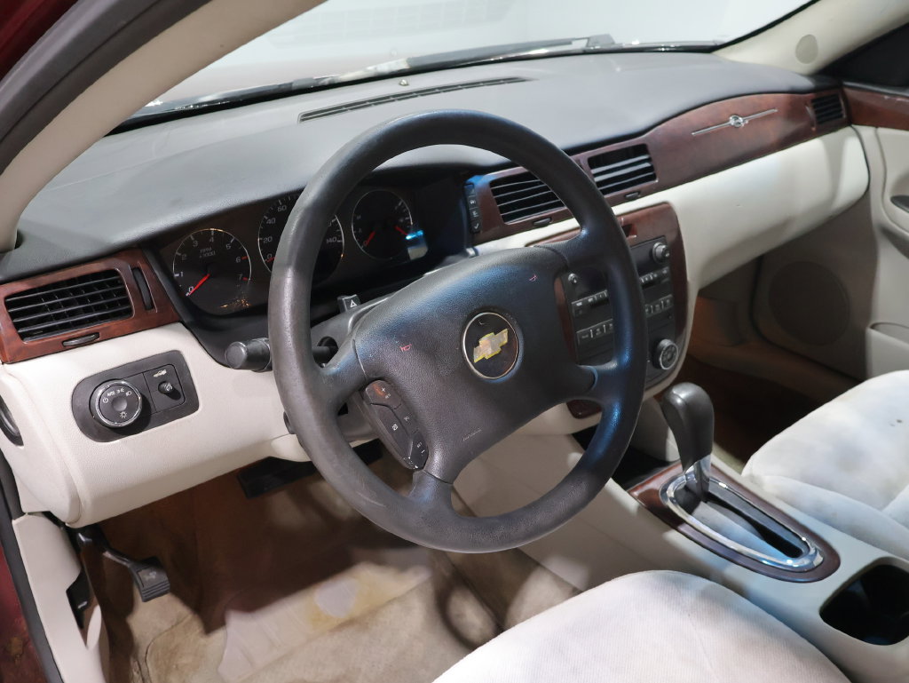 Used 2008 Chevrolet Impala LT FWD image 17