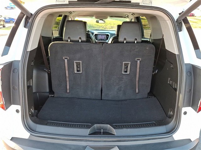 Used 2023 GMC Acadia SLT image 27