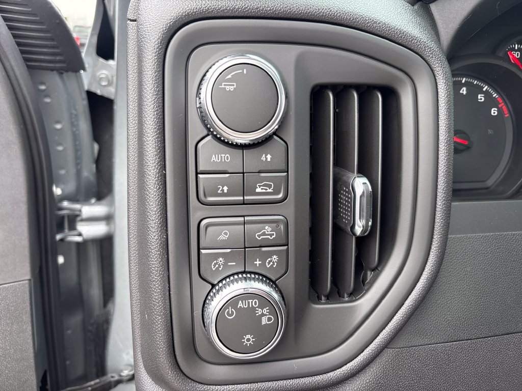 New 2026 GMC Sierra 1500 4x4 Regular Cab Pro w/ Pro Value Package image 18