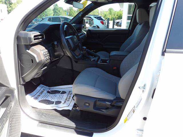 Used 2024 Toyota Tacoma SR5 AWD/4WD image 14