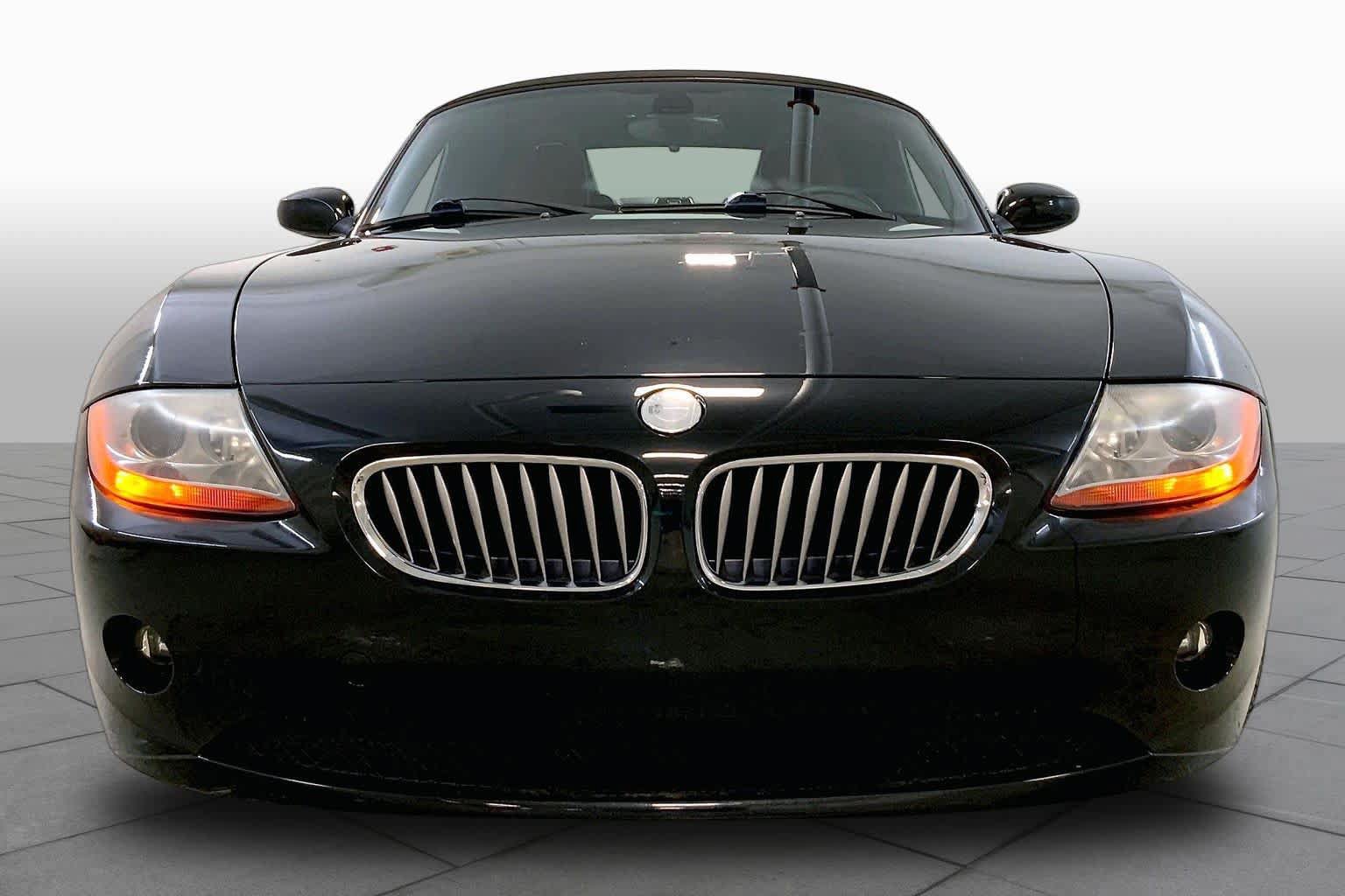 Used 2004 BMW Z4 3.0i RWD image 3